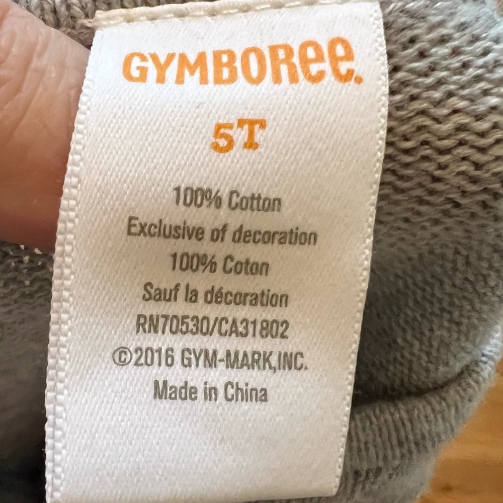 🎃5T Darling Gymboree button up sweater with little pumpkin “pockets”. - Picture 6 of 6